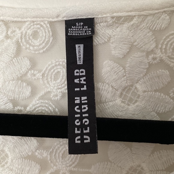 Design Lab small long sleeve cream off white lace and crepe top - Picture 3 of 7